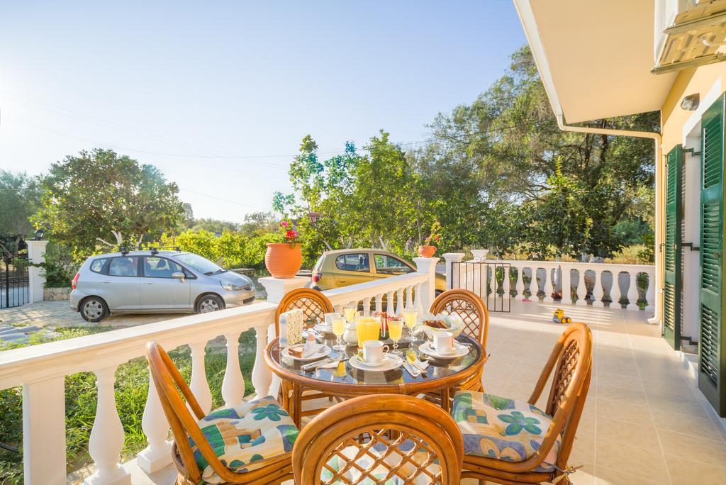 Karia Holiday Home Lefkímmi Buitenkant foto
