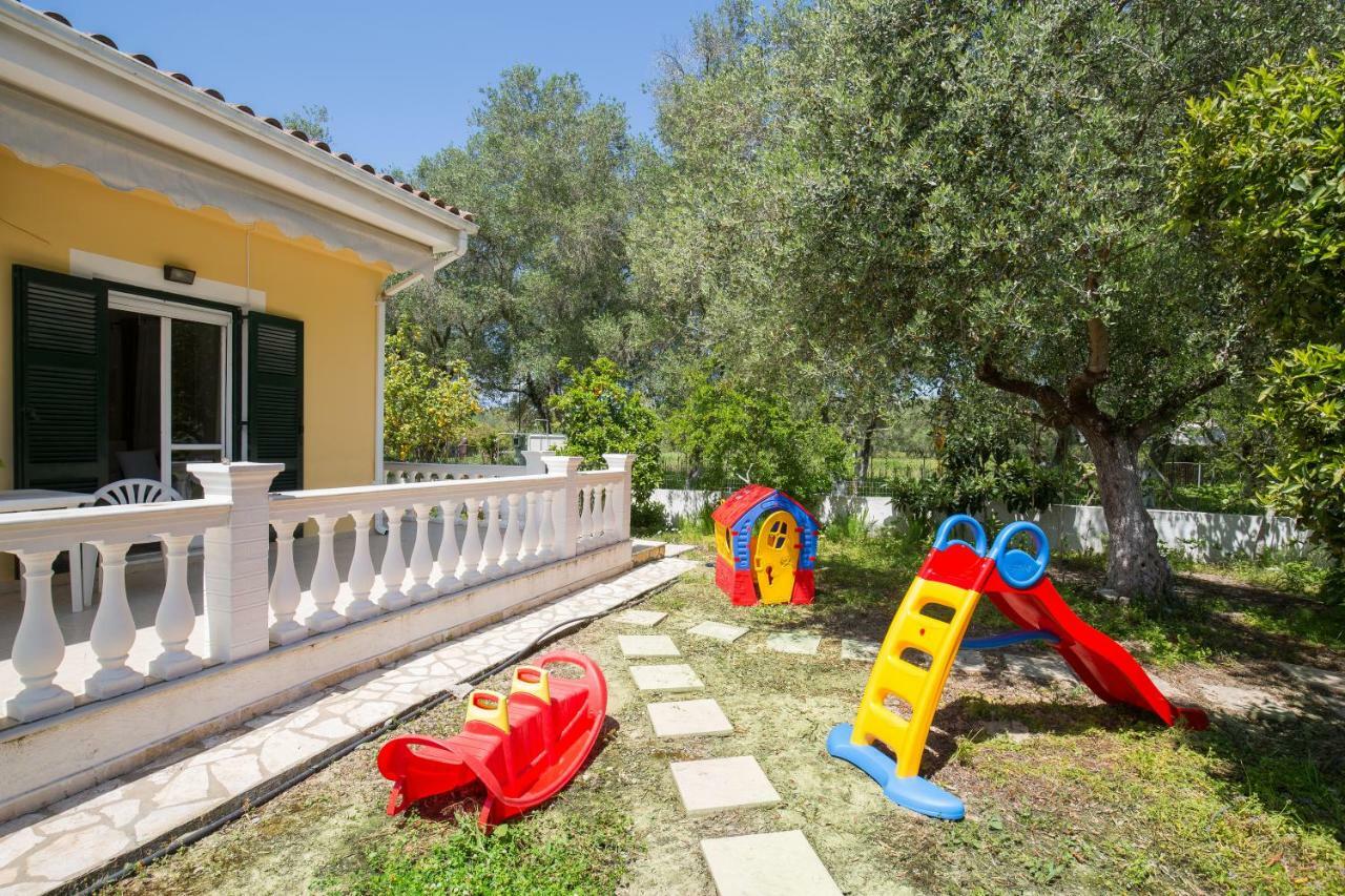 Karia Holiday Home Lefkímmi Buitenkant foto